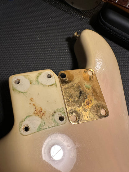 1988 Fender American Vintage '62 Stratocaster - "Mary Kaye" Blond