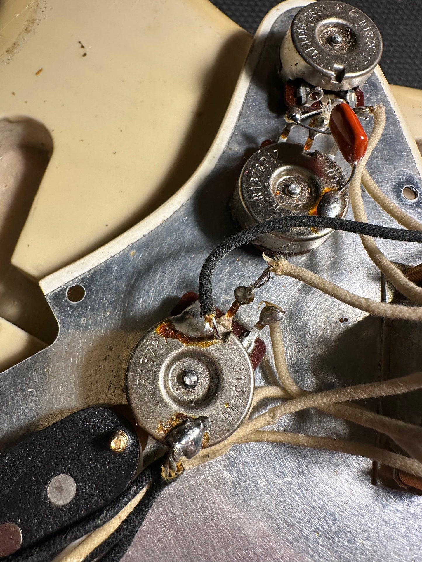 1988 Fender American Vintage '62 Stratocaster - "Mary Kaye" Blond